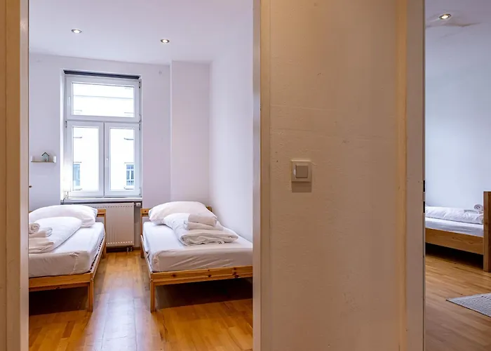 Appartement Brown Stag By Jr Vienne